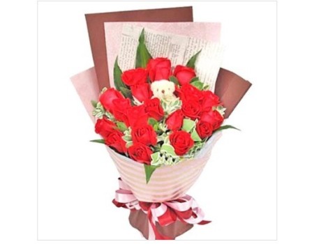 18 red roses